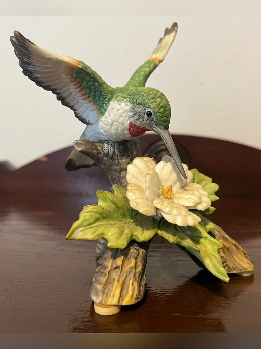 Regency Giftware 1993 Hummingbird Figurine Resin Bird Flower Taiwan Vinta